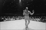 Mil Mascaras in Defeat